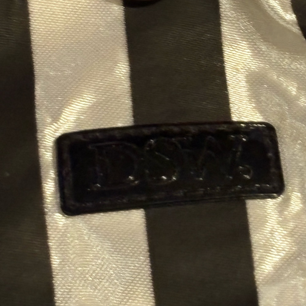 Reversible y2k DSW Women's Shoulder Bag - Picture 7 of 7